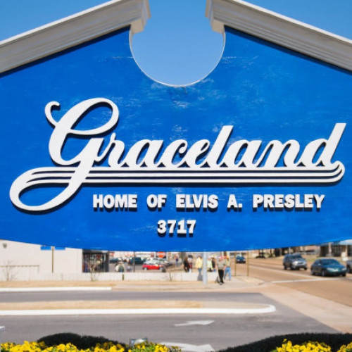 Femeie arestată în Missouri după tentativa de a fura Graceland de la familia lui Elvis Presley