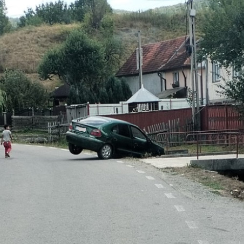 Accident în Sacuieu: Un bărbat de 51 de ani, prins băut la volan