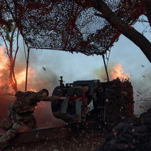 Președintele Ucrainei, Volodimir Zelenski, prezintă arsenalul militar al țării pe rețelele sociale