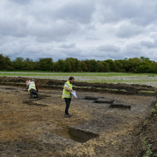 Descoperire arheologică în Cambridgeshire: două fântâni romane nefinalizate