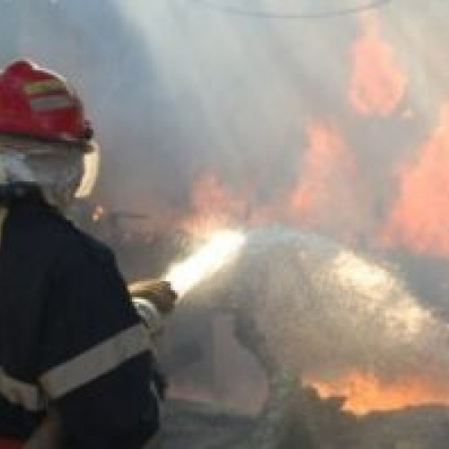 Incendiu la o brutărie din Darabani, provocat de un scurtcircuit