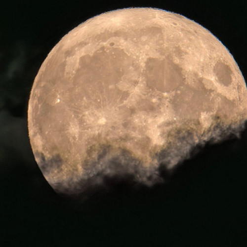 Prima superlună albastră din 2024 va putea fi observată pe 19 august