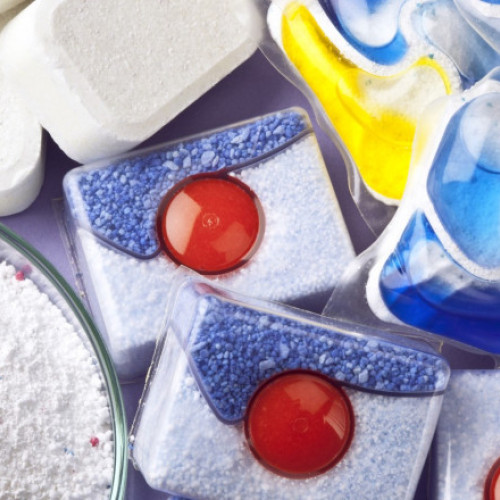 Moartea unei femei din Londra din cauza capsulelor de detergent atrage atenția asupra siguranței produselor