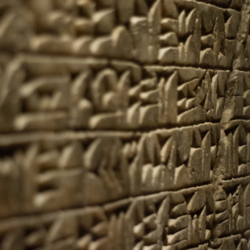 Cercetătorii descifrează tablete cuneiforme vechi de 4.000 de ani, prezicând moartea și dezastrele