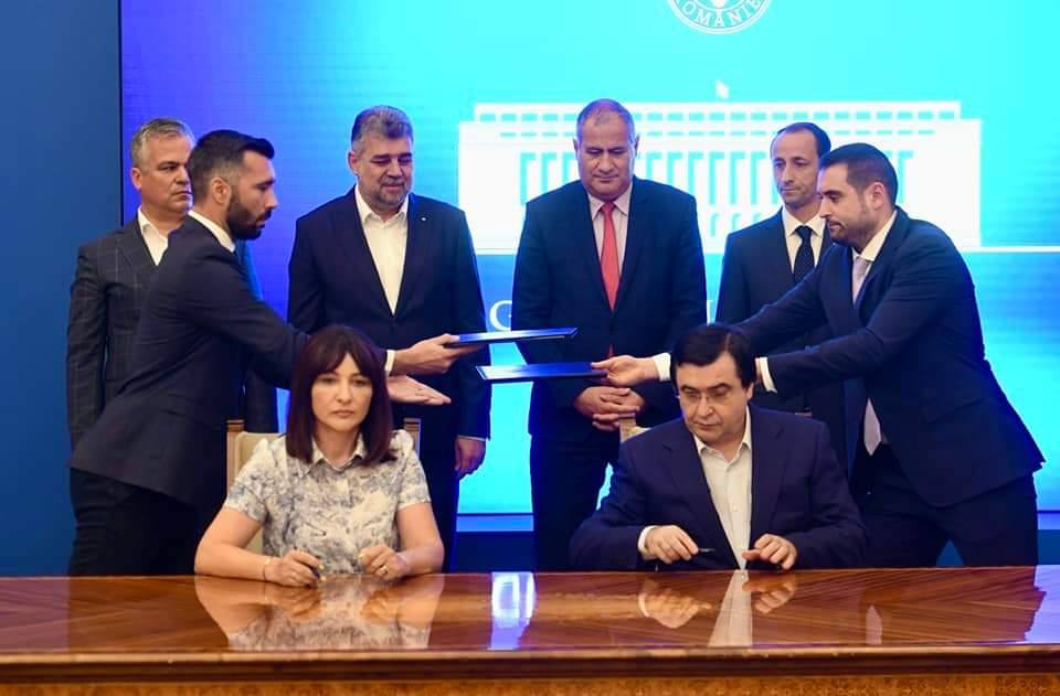 Semnarea contractului de reparație a complexului olimpic Sydney 2000