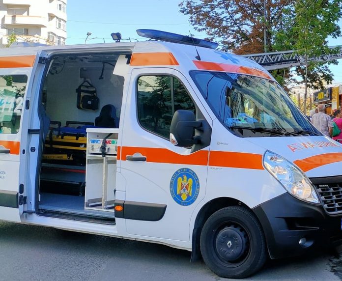 Accident în orașul Mărășești: două tinere rănite