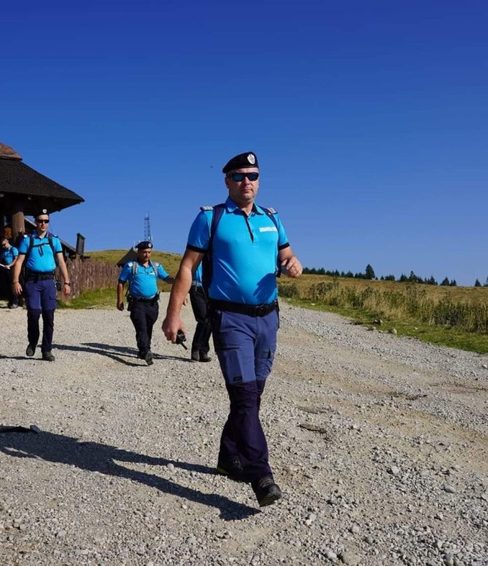 Jandarmii din Vrancea asigură securitatea publică în perioada minivacanței