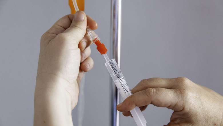 Colegiul Medicilor din România acuză Consiliul Superior de Medicină Legală de încălcare gravă a drepturilor medicilor