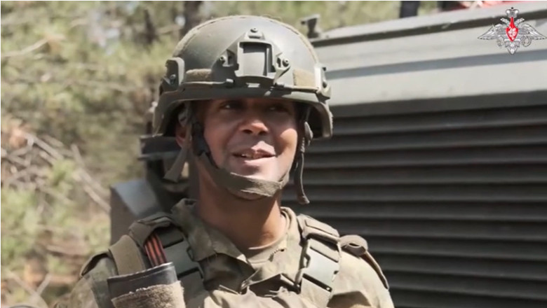 Fost consilier municipal din Massachusetts se alătură armatei ruse, în timp ce este căutat în SUA pentru pornografie infantilă