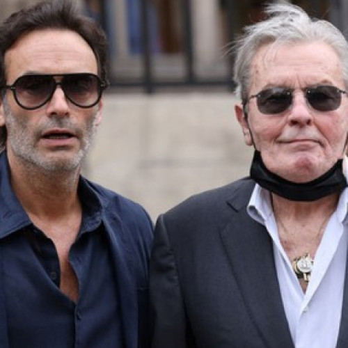 Anthony Delon își exprimă durerea după moartea tatălui său, Alain Delon