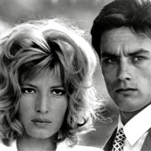 Alain Delon: Viața tumultoasă a unui star internațional