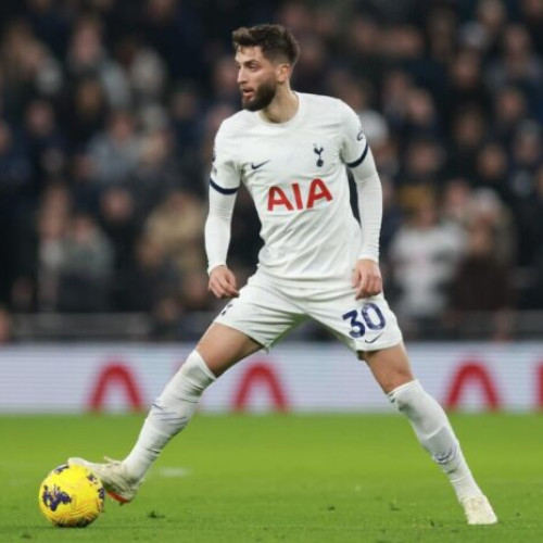 Rodrigo Bentancur, mijlocașul uruguayan de la Tottenham, este conștient după un incident pe teren