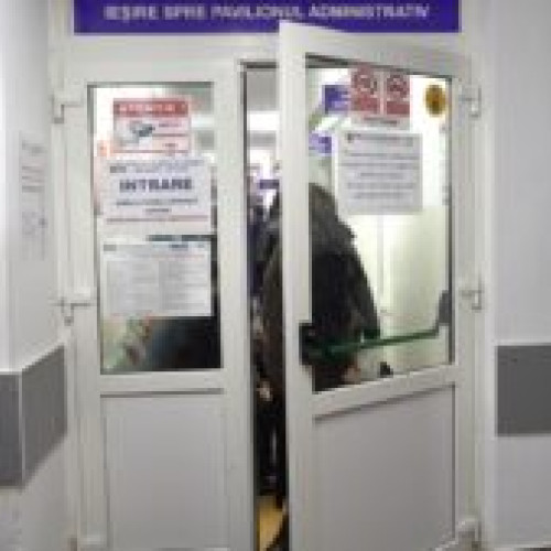 Greșeli gramaticale în anunțurile Spitalului Județean Botoșani stârnesc amuzament