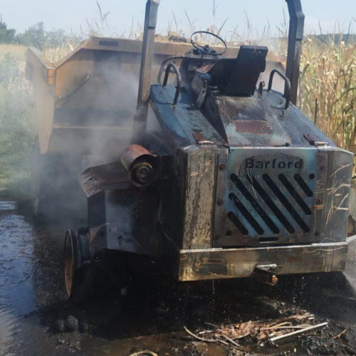 Incendiu la un utilaj pe drumul din Buda