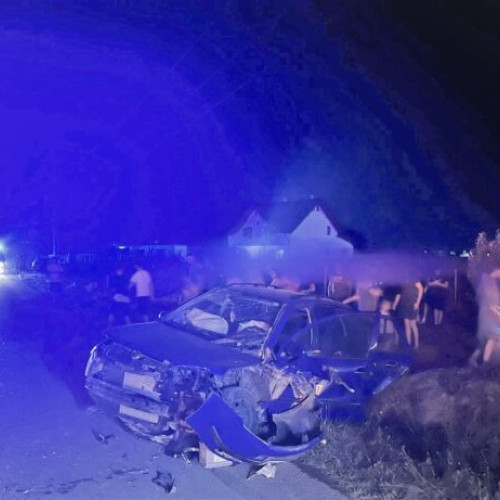 Accident rutier grav la Dumbrăveni: o autoutilitară a lovit un autoturism