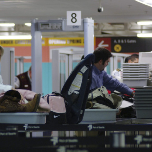 Noi reguli pentru transportul lichidelor în bagajele de mână, începute de la 1 septembrie