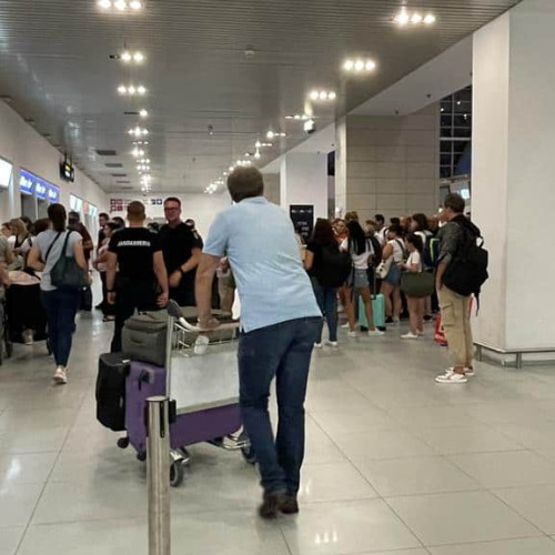 Noile reguli pentru transportul lichidelor în bagajele de mână pe aeroporturile din Uniunea Europeană
