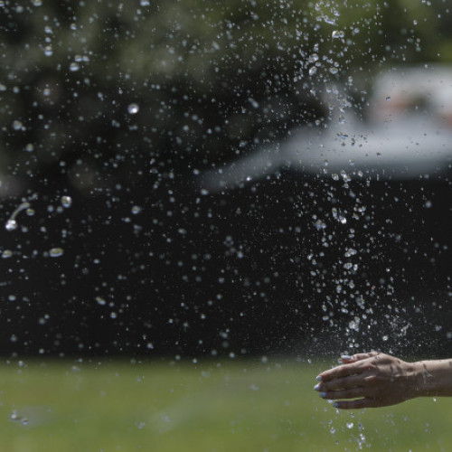 Meteorologii anunță temperaturi mai ridicate pe întreg teritoriul în perioada 26 august - 23 septembrie