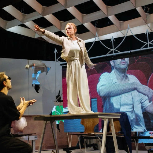 Spectacole de teatru la Casa de Cultură în weekendul 24-25 august