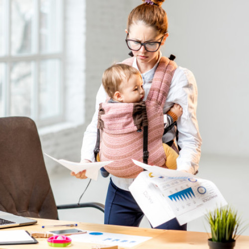 Indemnizația pentru Creșterea Copilului: Tot Ce Trebuie Să Știm