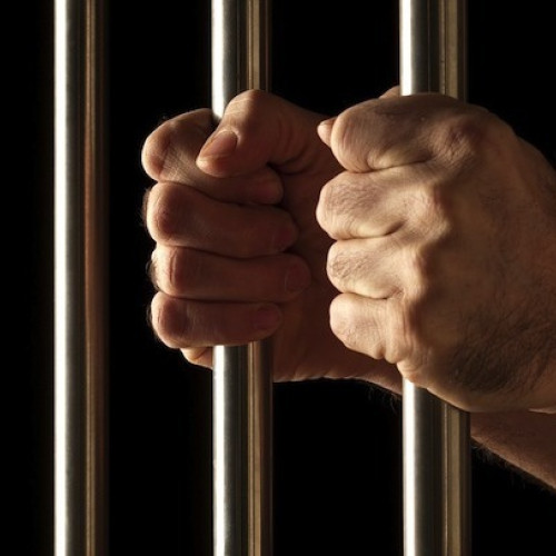 Tânăr din Dimacheni, condamnat la închisoare pentru infracțiuni