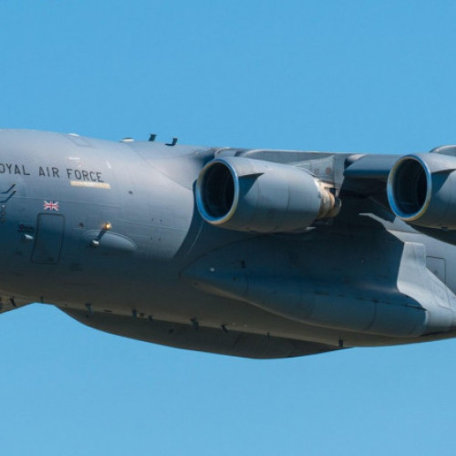 Un submarin autonom a fost transportat de Royal Australian Air Force peste Pacific