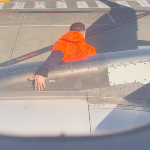 Pasager arestat după o escapadă ciudată pe un aeroport din Australia