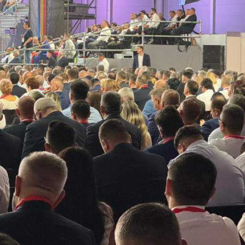 Congresul PSD: Plictiseală și discuții informale în vreme de alegeri