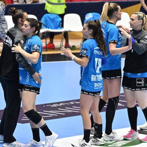 CSM București câștigă Supercupa României la handbal feminin pentru a șasea oară