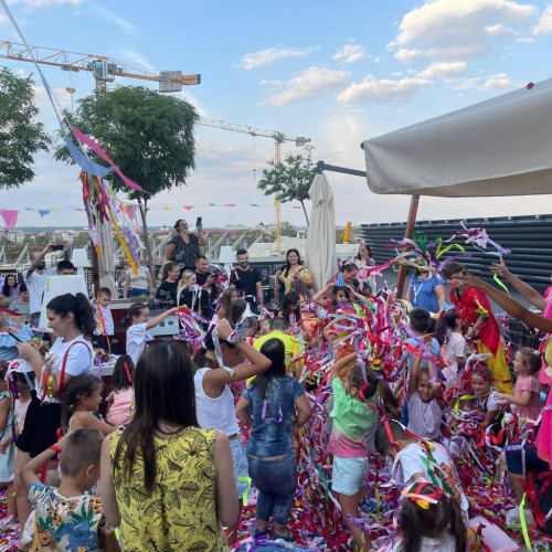 Dâmbovița Mall sărbătorește 4 ani de la deschidere