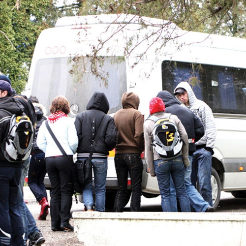 Suma forfetara pentru elevii navetisti va fi aprobata in sedinta de plen a Consiliului Judetean