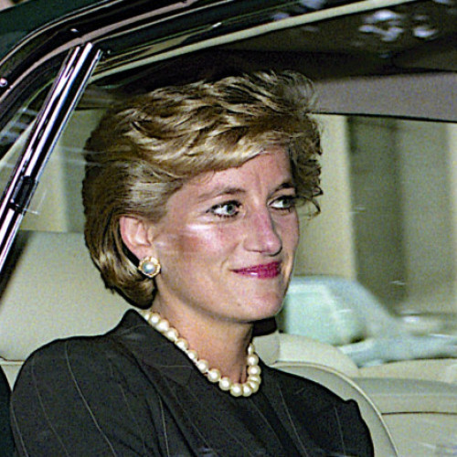 Rana fatală a Prințesei Diana a fost „microscopica” și „incredibil de rară”, afirmă un medic legist