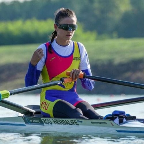 Ionela Cozmiuc câștigă medalia de aur la Campionatele Mondiale de Canotaj