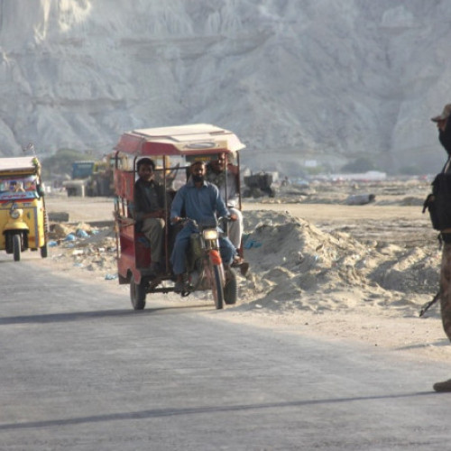 Atac armat în sud-vestul Pakistanului: 22 de victime