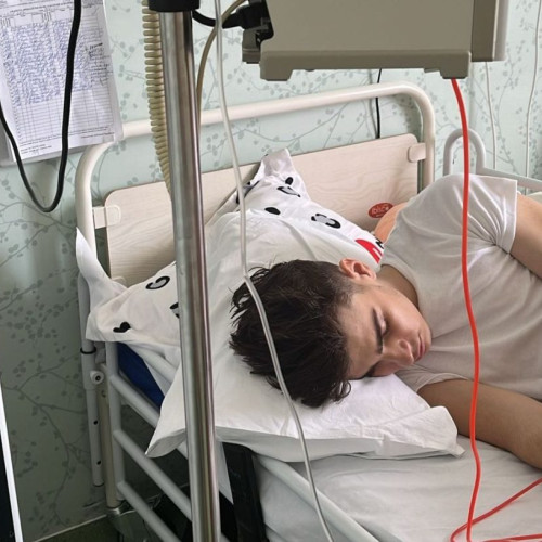 Elev de la Colegiul "Odobescu" din Pitești are nevoie de ajutor pentru tratament