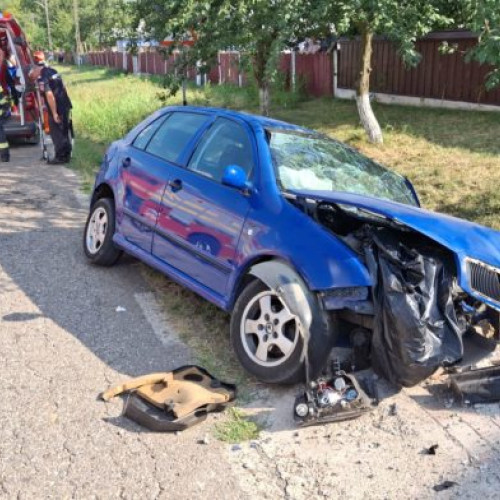 Accident rutier la Santa Mare: două persoane rănite