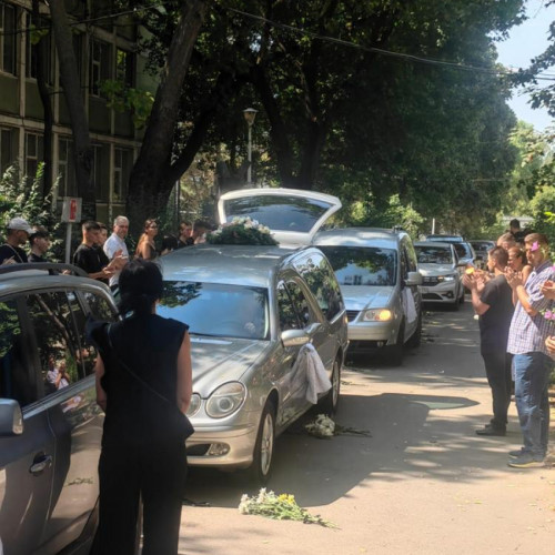 Doliu în Liceul Tehnologic "Aurel Vlaicu" după pierderea doamnei Claudia Guguila