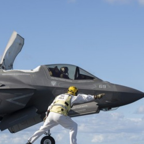 Programul F-35 al Regatului Unit în pericol din cauza deficitului bugetar