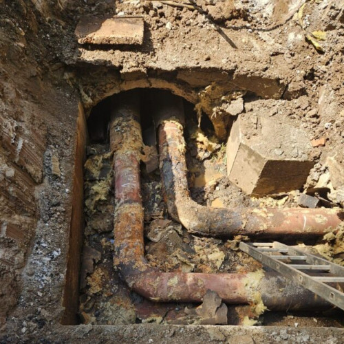 Lucrări de înlocuire și reparații la rețeaua termică din Sectorul 5