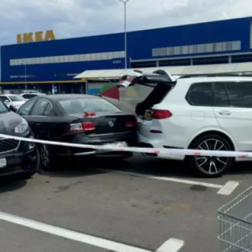 Femeie grav rănită după ce a fost accidentată de propriul copil de 5 ani