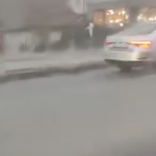 Intersecția Calea Turzii și Observatorului s-a inundat din nou