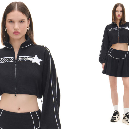 Tendințele modei de toamnă 2024: Stiluri noi și confort urban