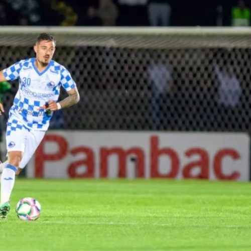 Corvinul Hunedoara își întărește echipa cu doi jucători străini