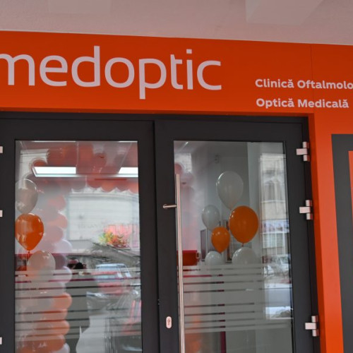 Operația laser pentru corectarea vederii - soluția perfectă pentru purtătorii de ochelari