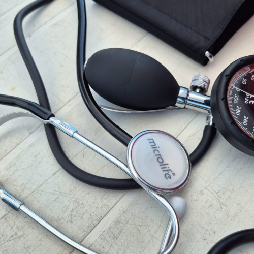 Noi reguli pentru pensionarea medicilor