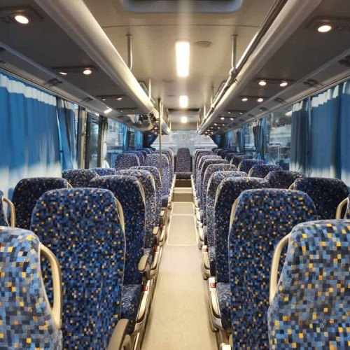 Operatorii de transport, obligați să accepte biletele gratuite pentru persoanele cu dizabilități