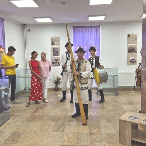 Expozitie dedicata Centenarului nasterii lui Avram Iancu la Alba Iulia