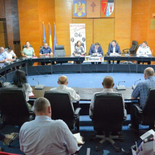 Sedința Colegiului Prefectural la Botoșani: Probleme în sistemul de învățământ și apeluri la acțiune