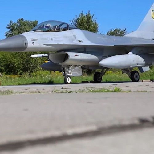 Un avion F-16 ucrainean s-a prăbușit