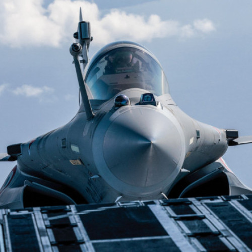 Serbia achiziționează 12 avioane de luptă Rafale într-un contract cu Dassault Aviation